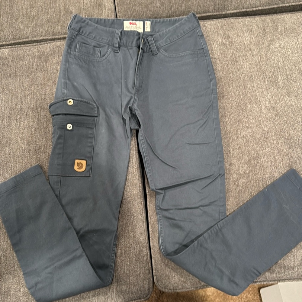 FJALLRAVEN women’s hiking pants size 26”